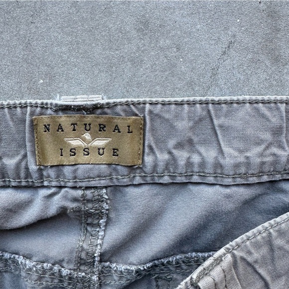 Baggy Men’s Cargo Jorts/Shorts - Picture 2 of 4